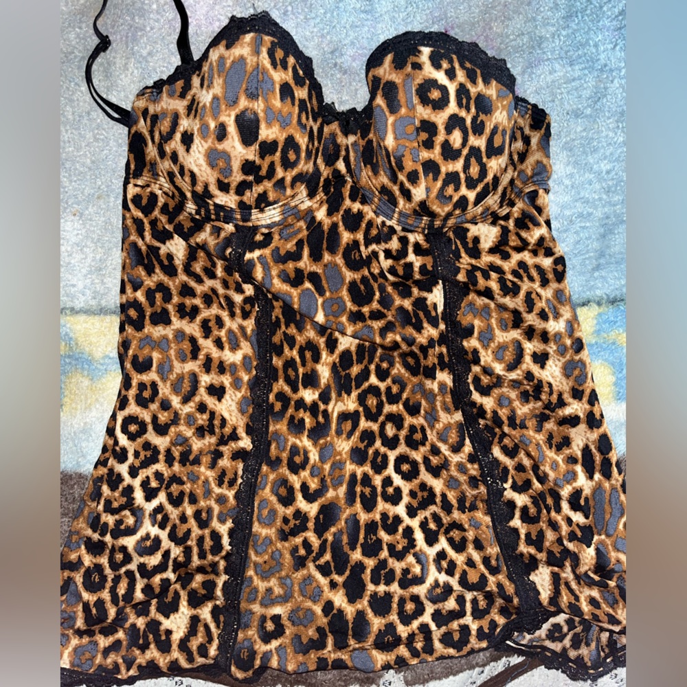 I’m selling a one piece lingerie only been wore 1 time